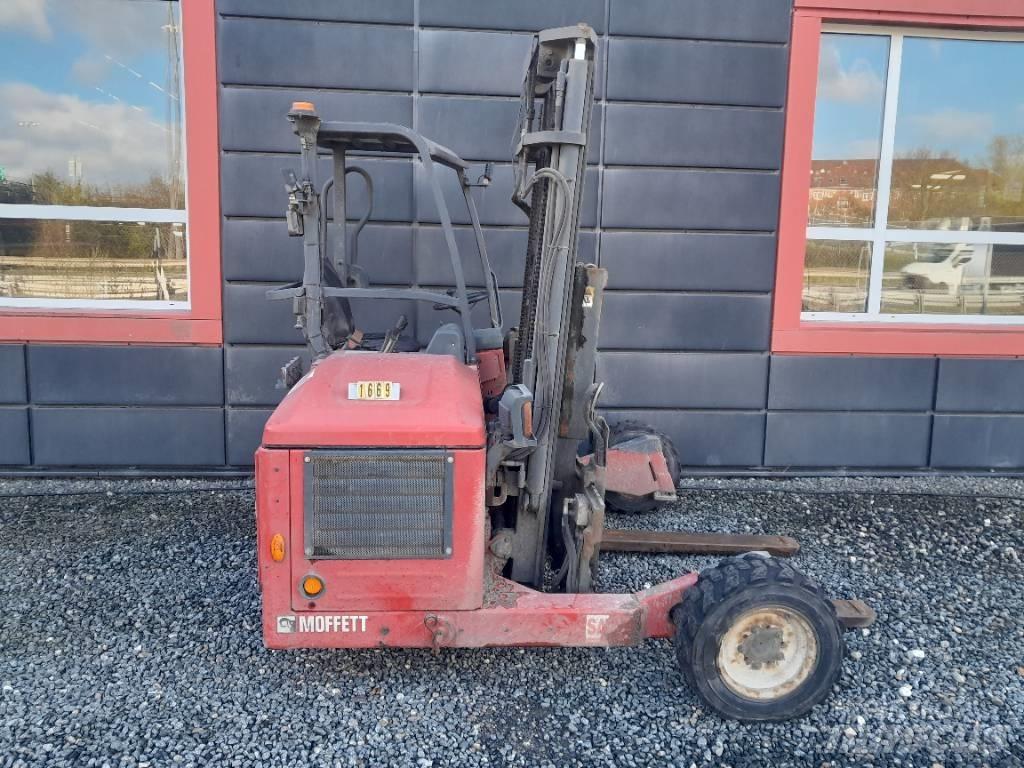 Moffett M4 25.3 NX شاحنات ذات رافعات شوكية - أخرى