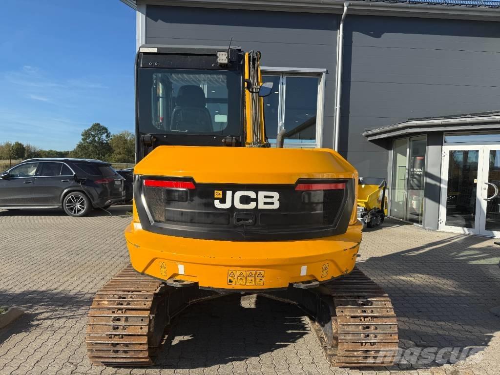 JCB 100 C-2 حفارات وسط 7 طن - 12 طن