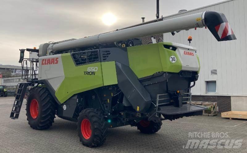 CLAAS TRION 650 حصادات