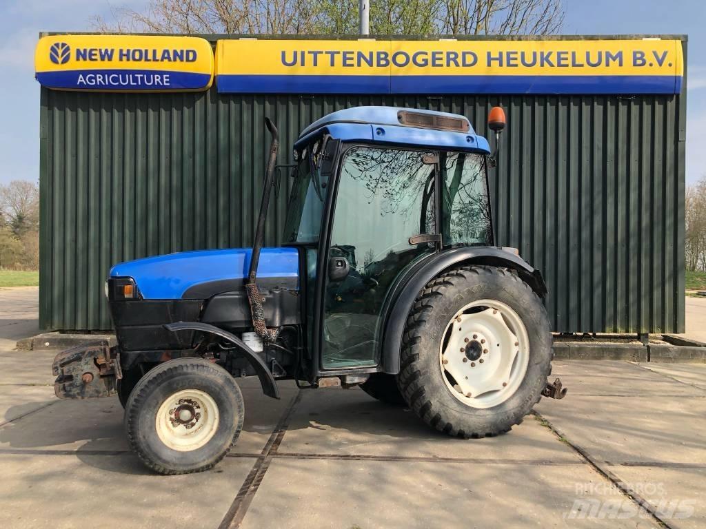New Holland TN 75 N الجرارات