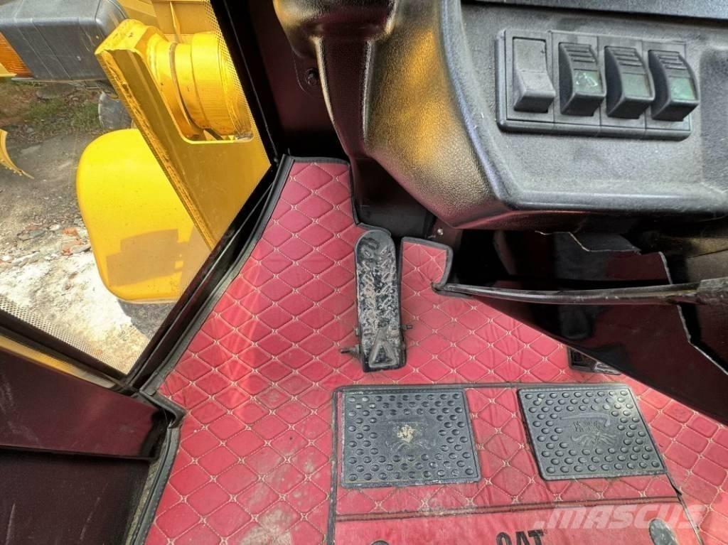 CAT 966 H لوادر بعجل