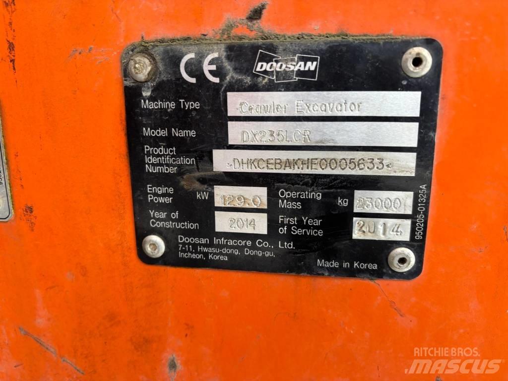 Doosan DX225 LC R حفارات زحافة