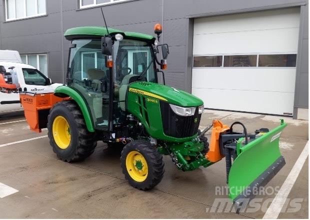John Deere 3046 R جرارات مدمجة