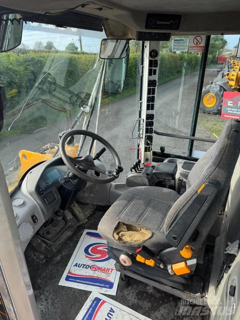 Volvo L 120 F لوادر بعجل