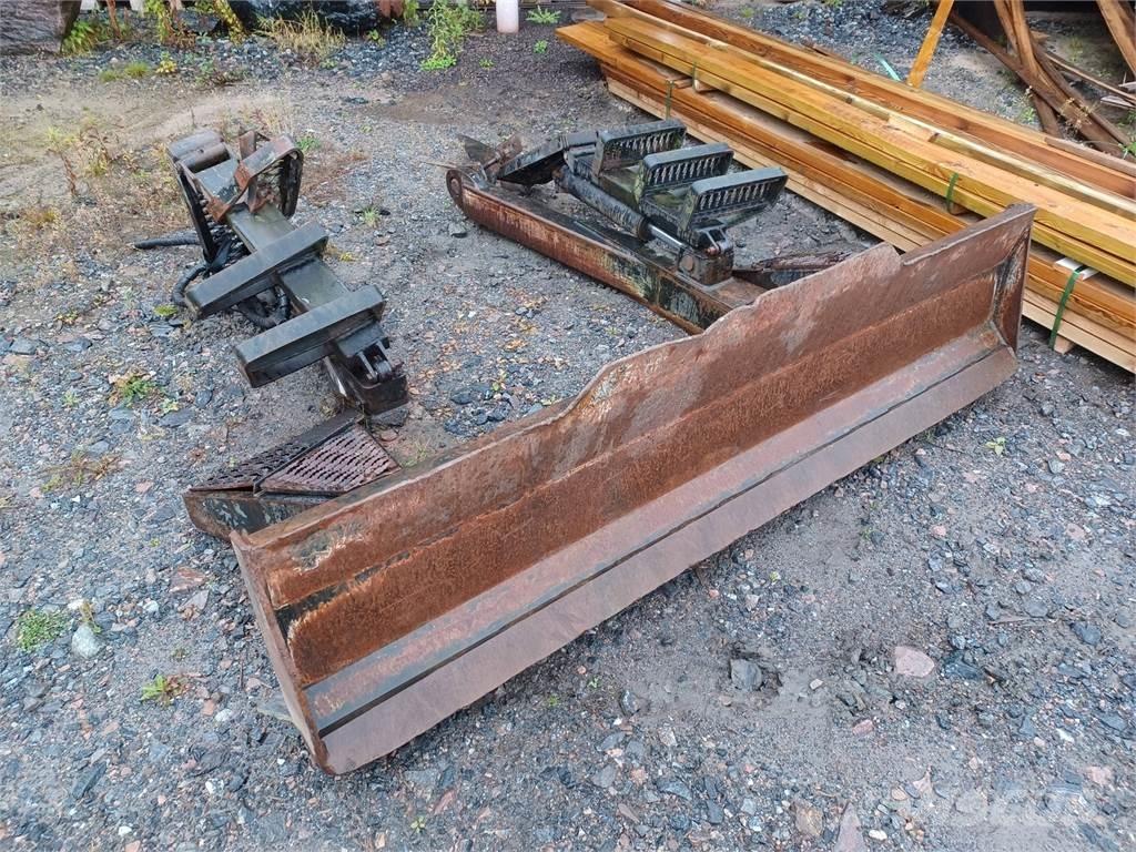 Valmet 890 مكونات أخرى