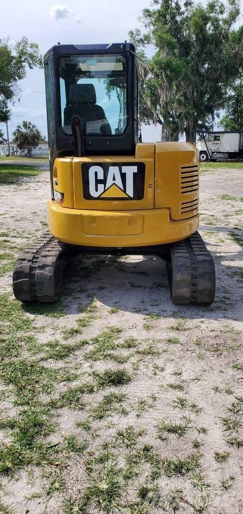 CAT 305.5 E CR حفارات صغيرة أقل من 7 طن (حفارات صغيرة)