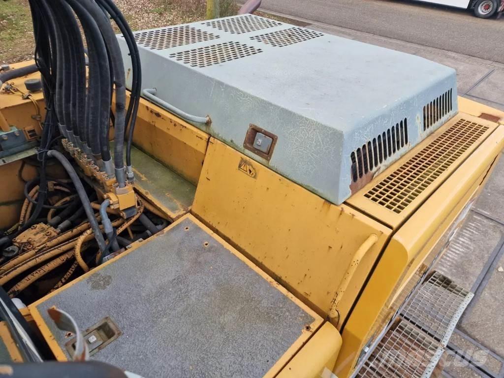 Liebherr r934hdsl حفارات زحافة