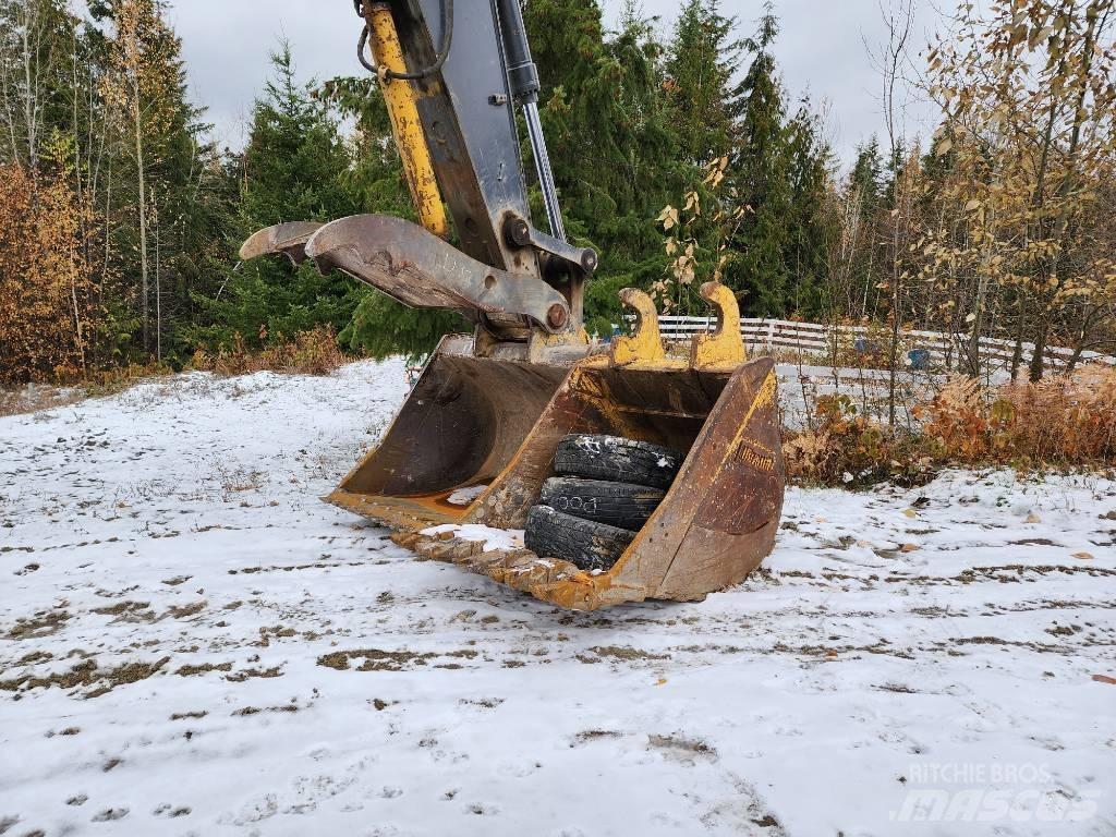 John Deere 350 G LC حفارات زحافة