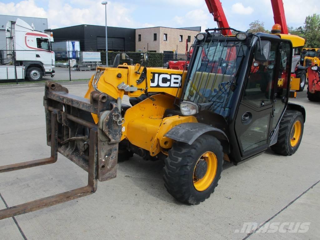 JCB 525-60 (382) مناولات متداخلة