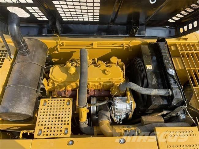 CAT 325 CL حفارات زحافة