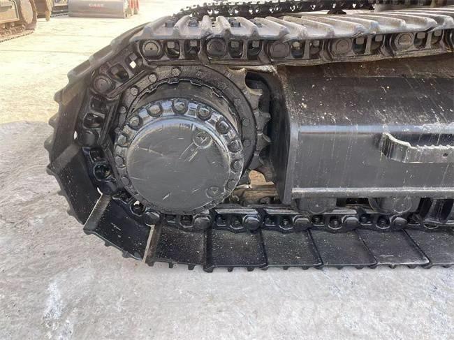 CAT 325 CL حفارات زحافة