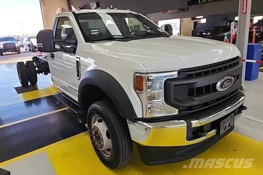 Ford F 550 XL SD شاحنات بمقصورة وهيكل