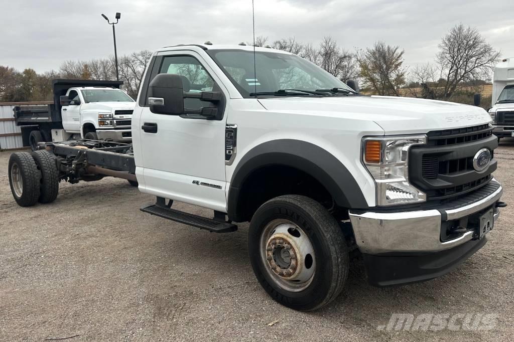 Ford F 550 XL SD شاحنات بمقصورة وهيكل
