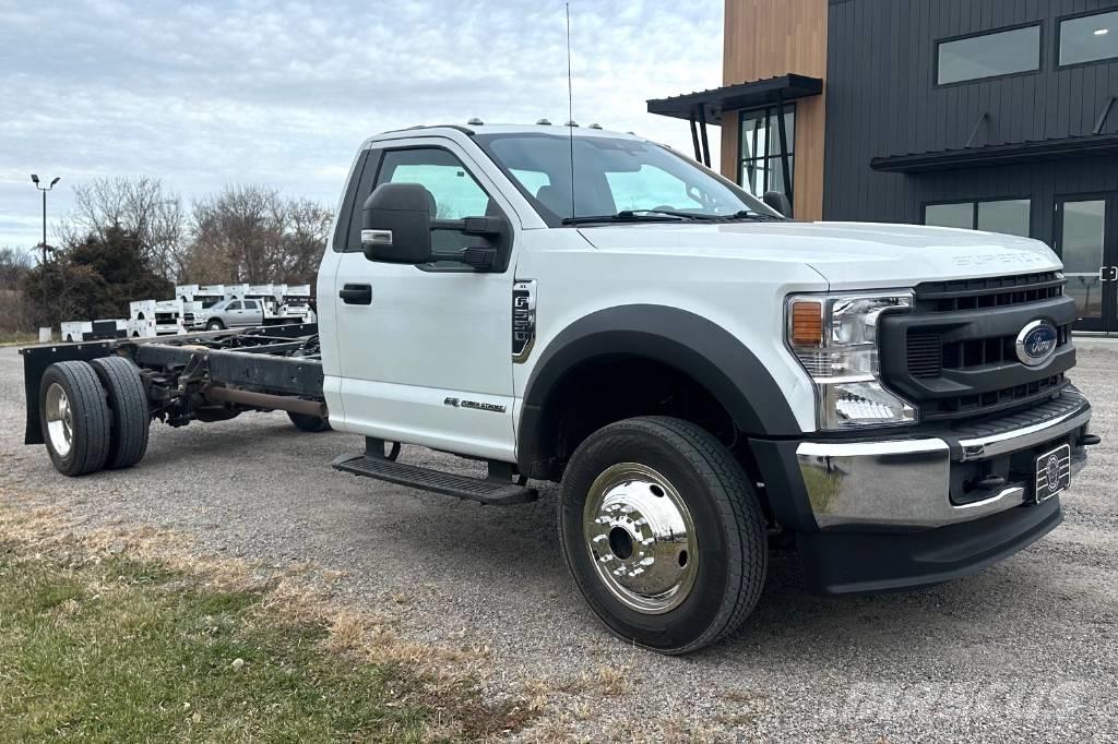 Ford F 550 XL SD شاحنات بمقصورة وهيكل