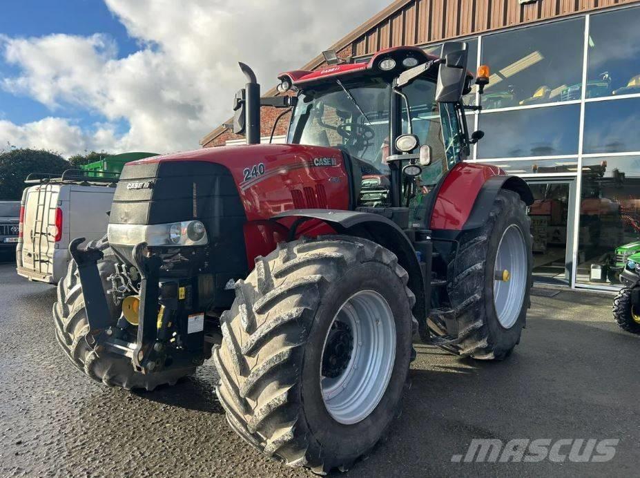 Case IH Puma 240 الجرارات