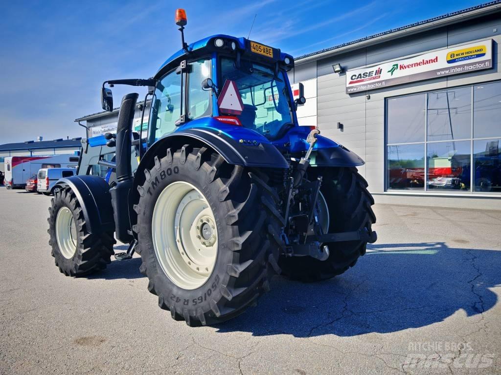 Valtra T 194 V الجرارات
