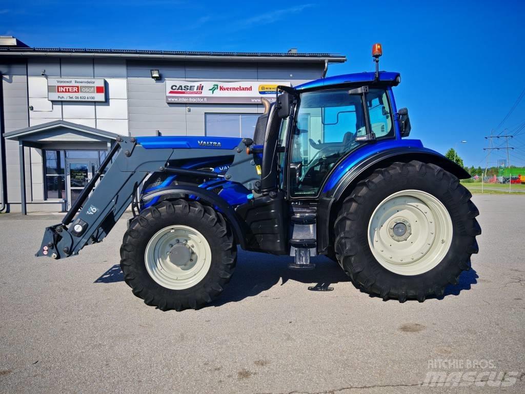 Valtra T 194 V الجرارات