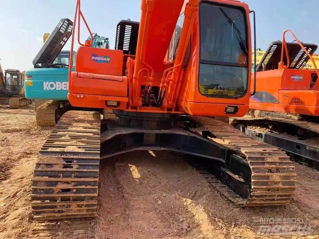 Doosan dh220lc-7 حفارات زحافة
