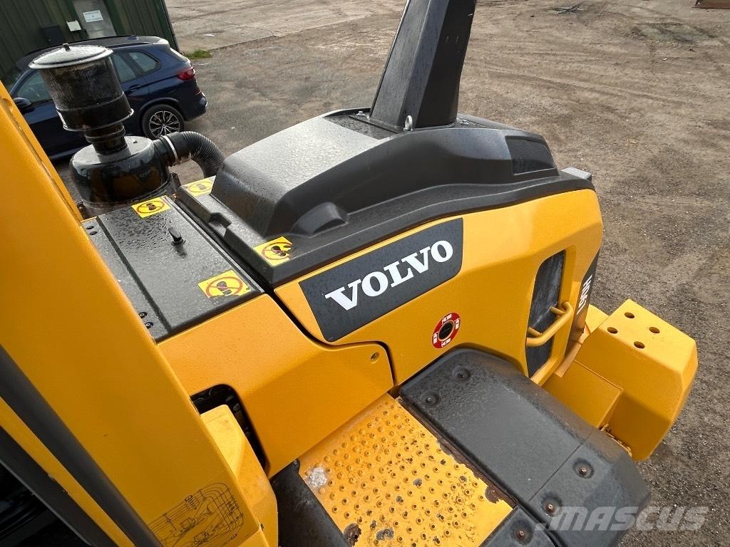 Volvo L90H لوادر بعجل