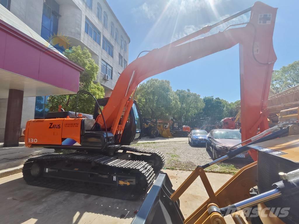 Hitachi ZX 130 حفارات زحافة