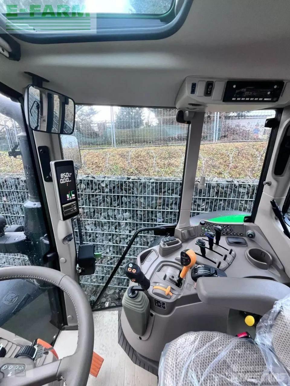 John Deere 6120m الجرارات
