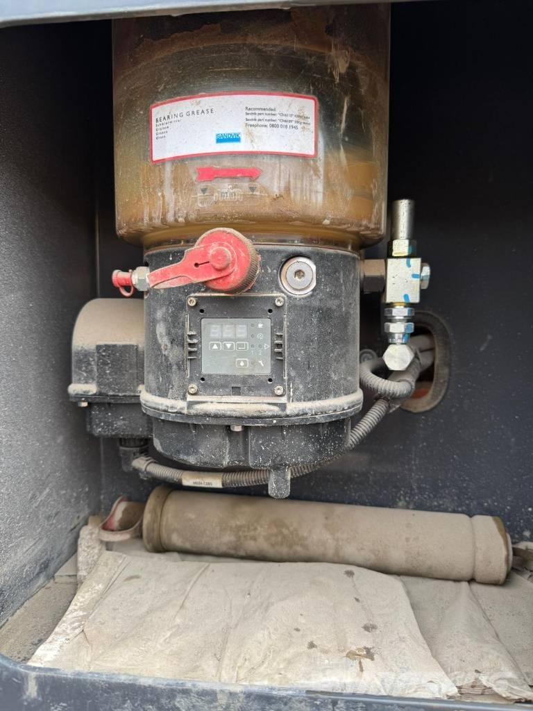 Sandvik QJ 241 الكسارات المتنقلة