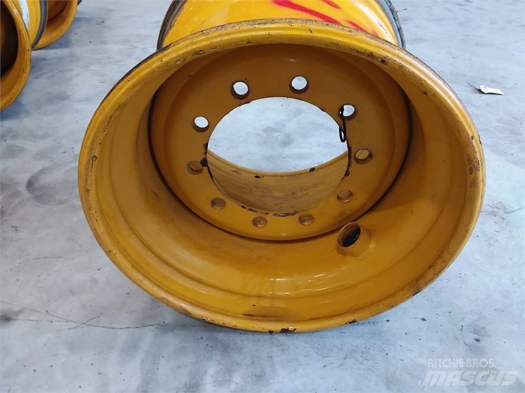 Rottne H11 20x24,5 الإطارات والعجلات والحافات