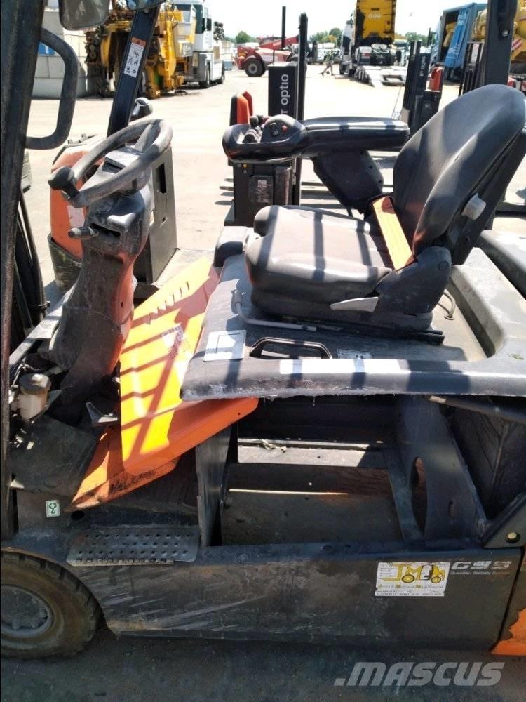 Doosan B 18 T-7 شاحنات ذات رافعات شوكية تعمل بالكهرباء