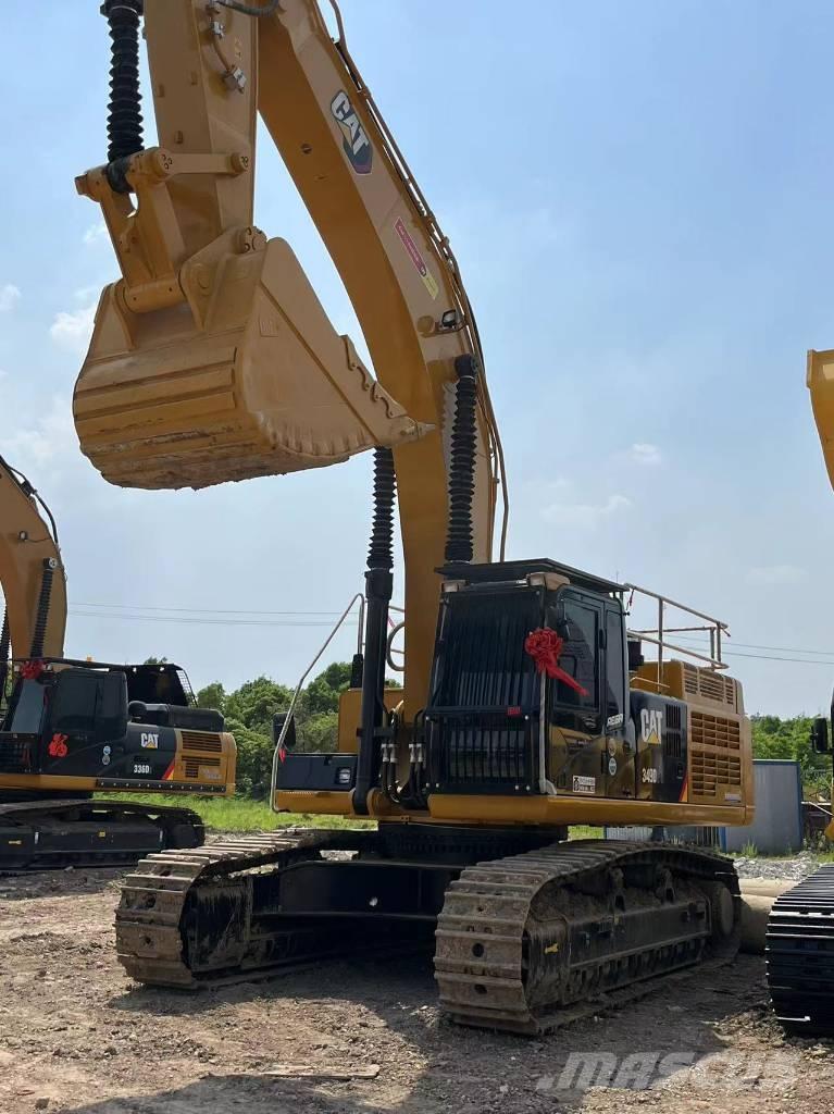 CAT 349D حفارات زحافة