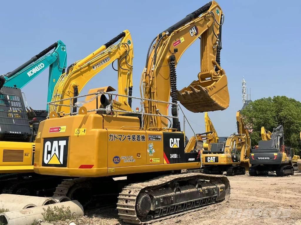 CAT 349D حفارات زحافة