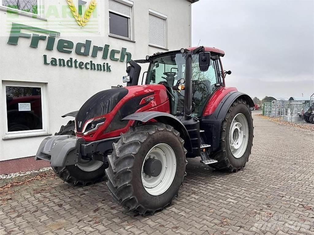 Valtra t195a الجرارات