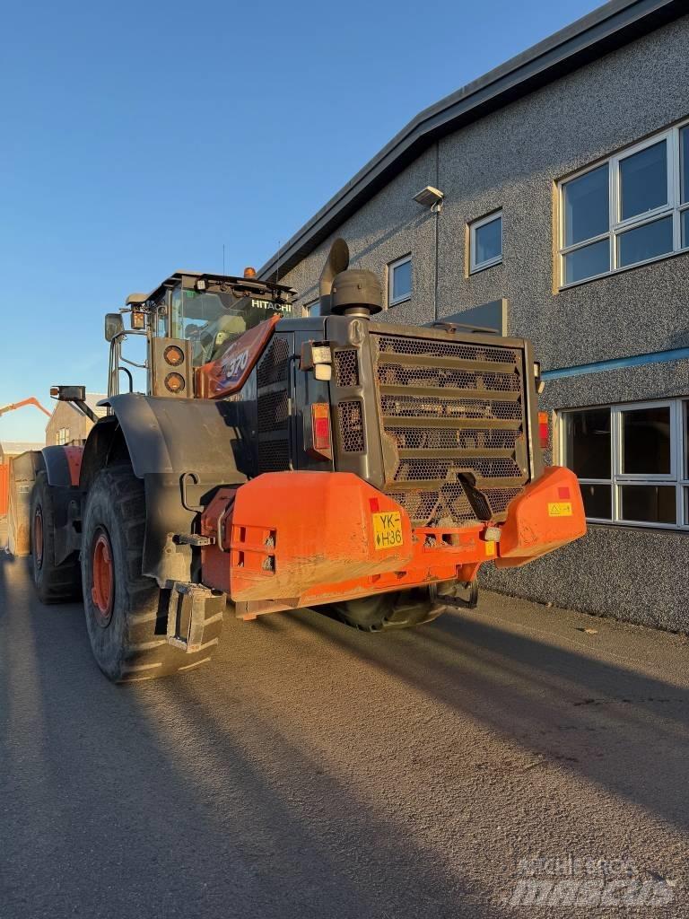 Hitachi ZW 370-6 لوادر بعجل