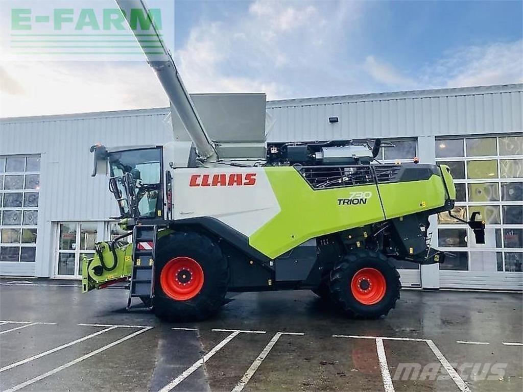 CLAAS trion 730 حصادات