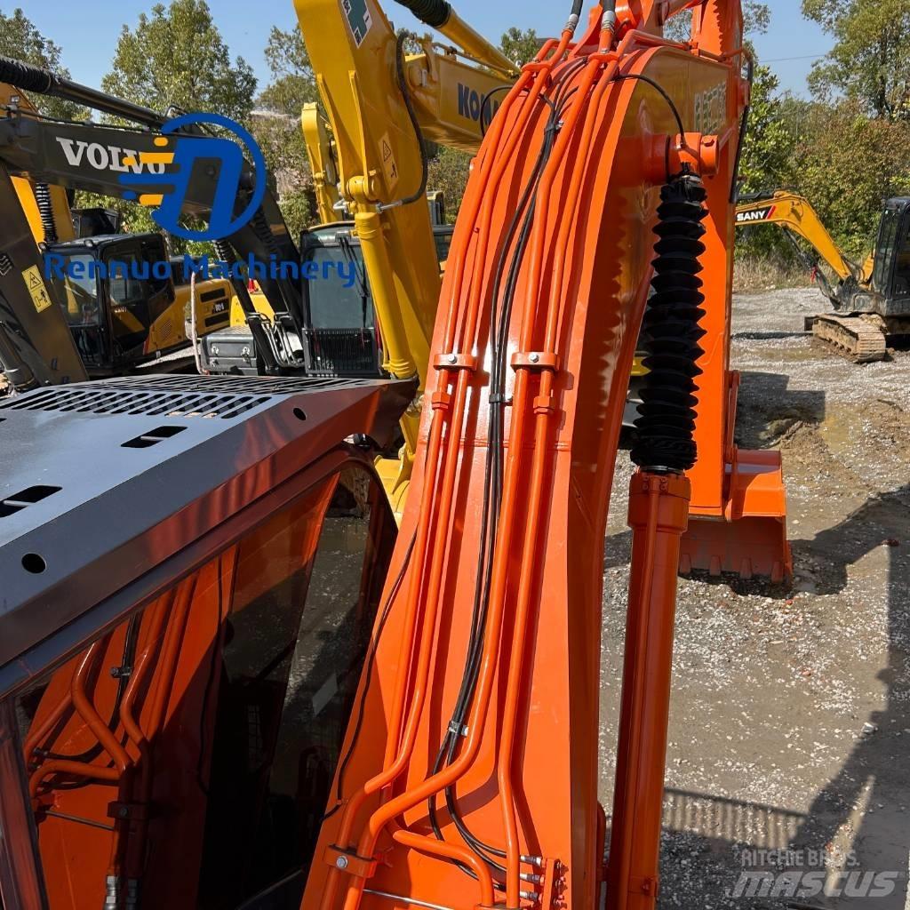 Hitachi ZX 200-3 حفارات زحافة