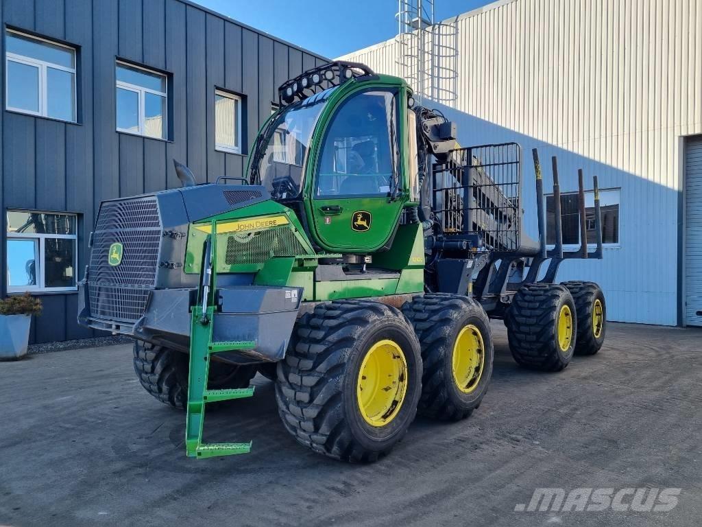 John Deere 1010 G شاحنات