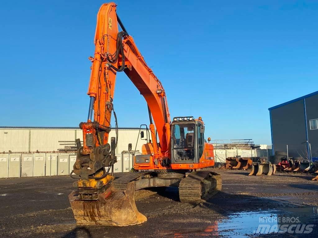 Doosan DX 255 LC حفارات زحافة