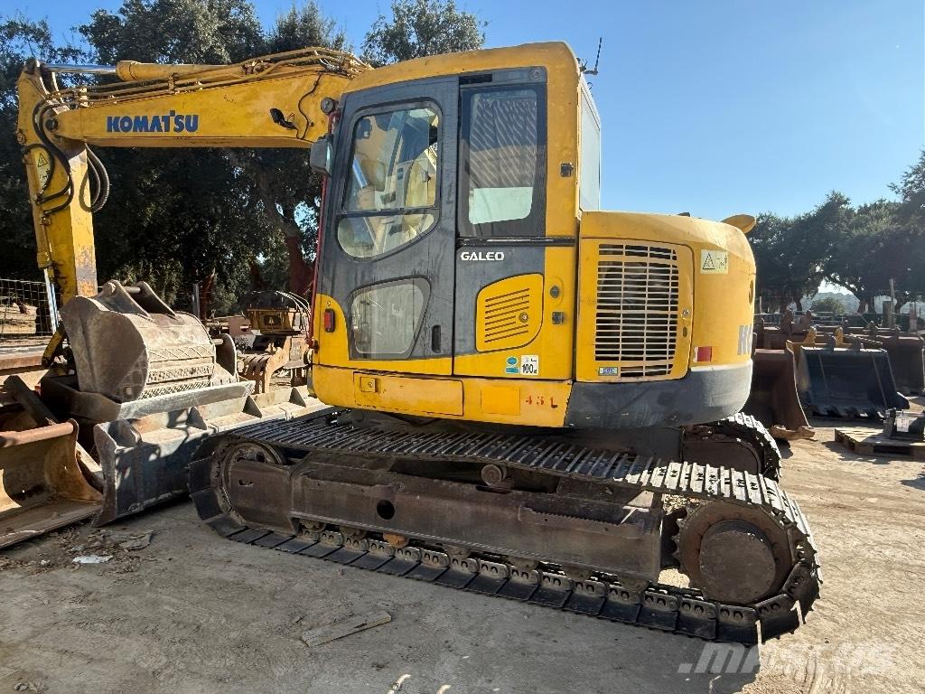 Komatsu PC 138 USLC حفارات زحافة