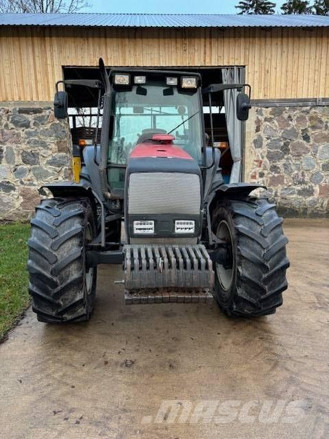 Valtra 6550 HiTech الجرارات