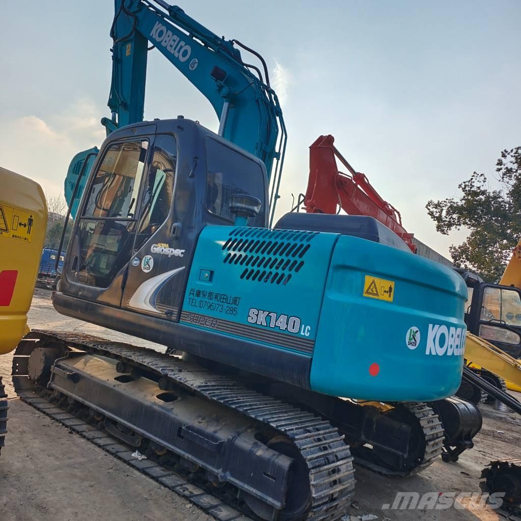 Kobelco SK 200-8 حفارات زحافة