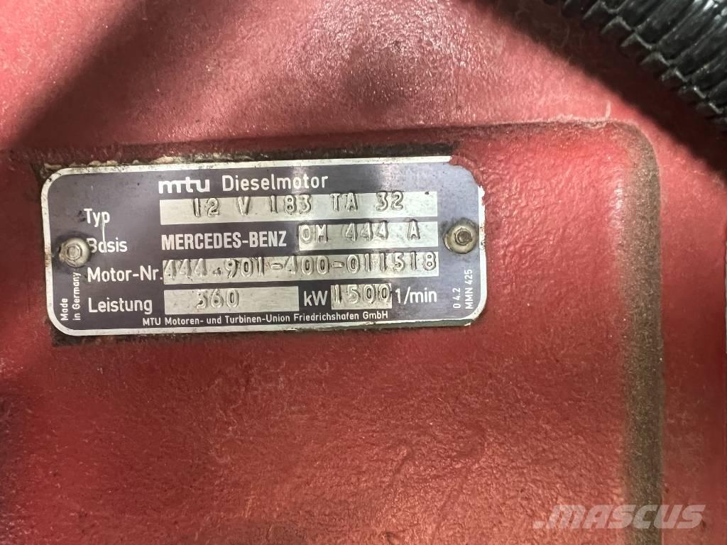 Mercedes-Benz OM 444 محركات