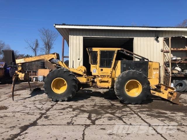 Tigercat 620 ساحبات الأشجار