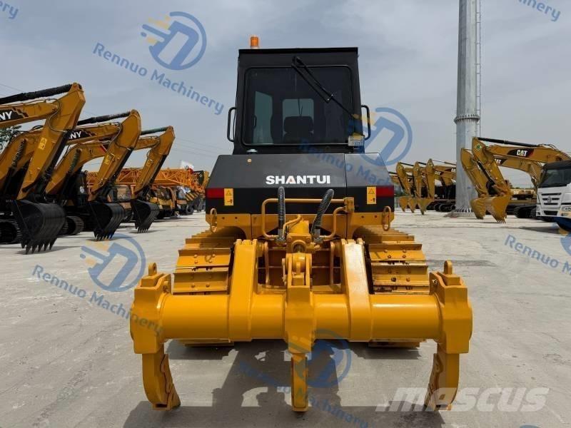 Shantui SD 16 بلدوزرات مجنزرة