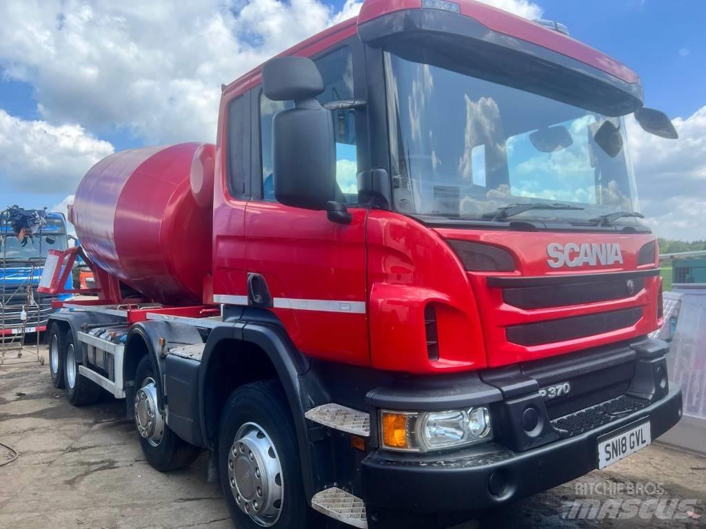 Scania P 370 شاحنات قلابة