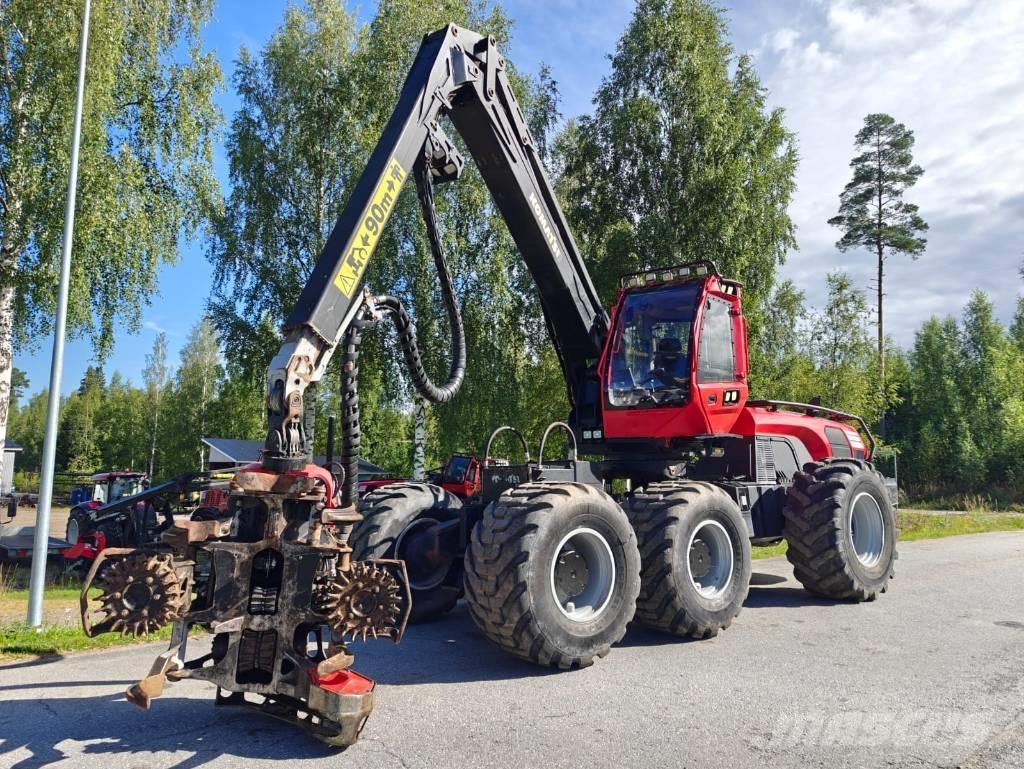 Komatsu 951 حصادات