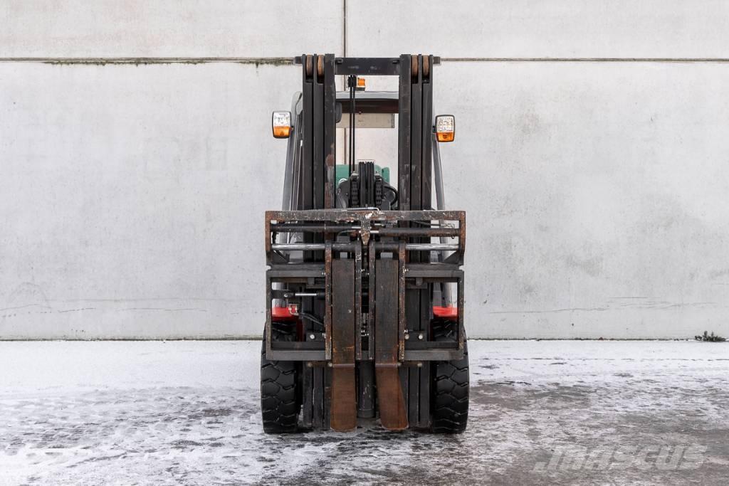 Manitou MI 35 G شاحنات LPG