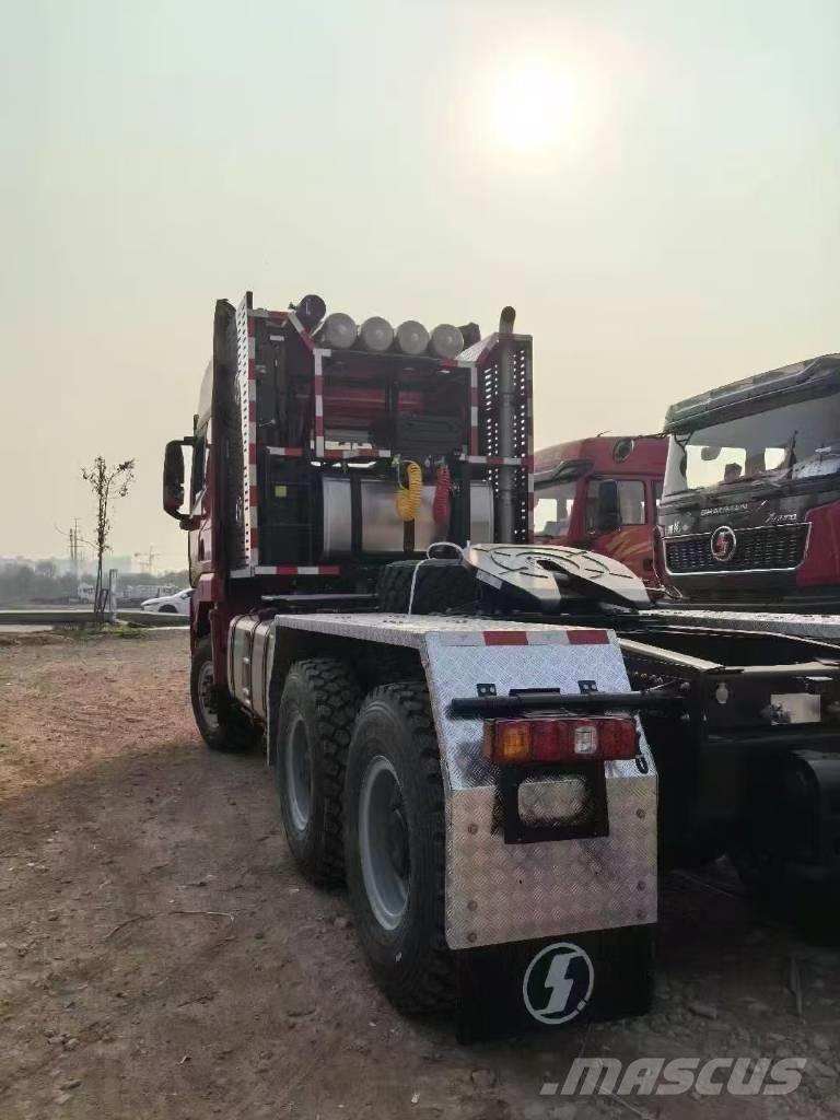 Shacman X5000 وحدات الجر