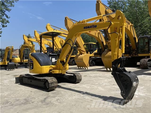 Komatsu PC 35 MR حفارات زحافة