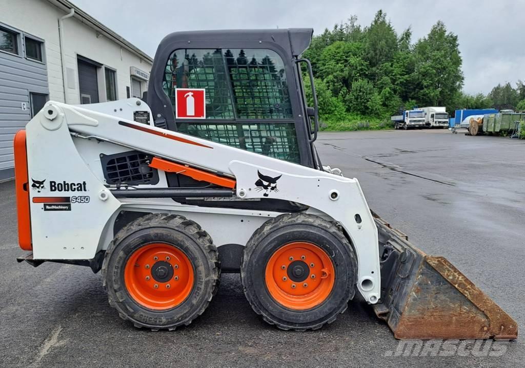 Bobcat S 450 لوادر انزلاقية التوجيه