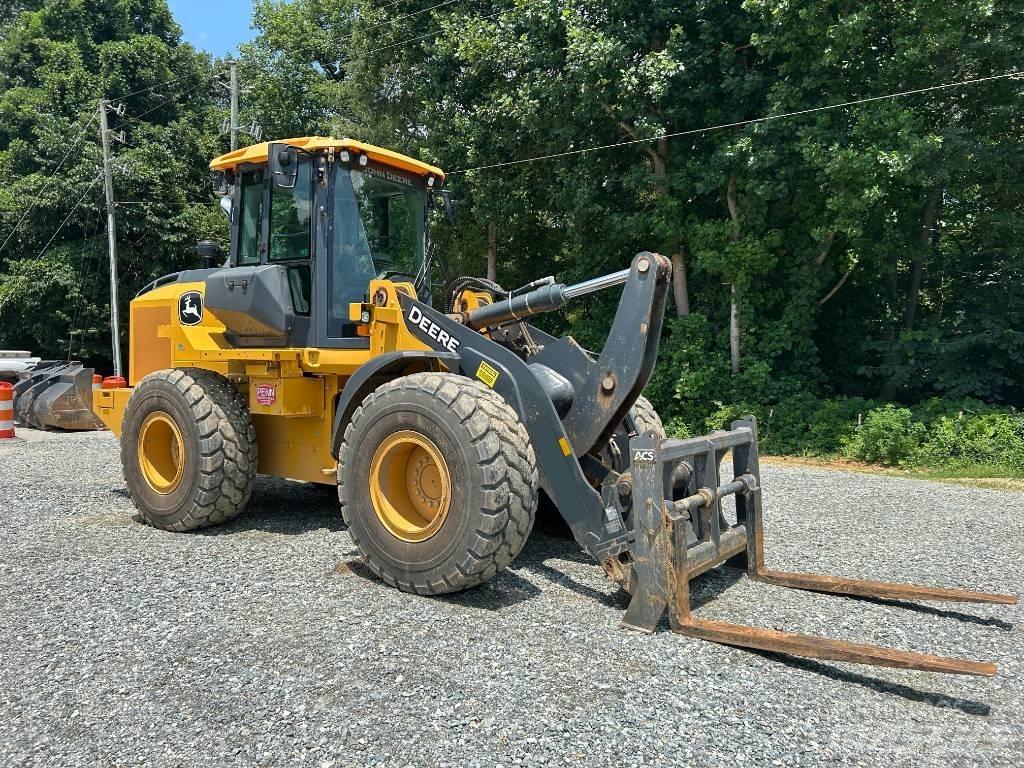 DEERE 544 P Series لوادر بعجل