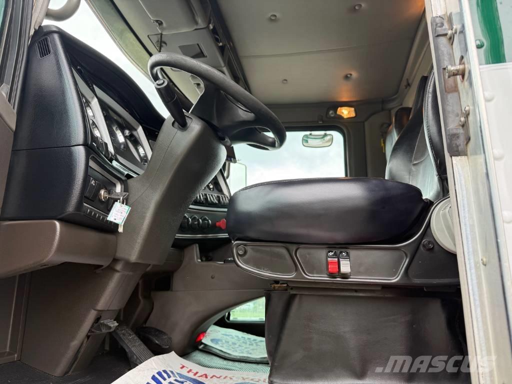 Kenworth T800 وحدات الجر